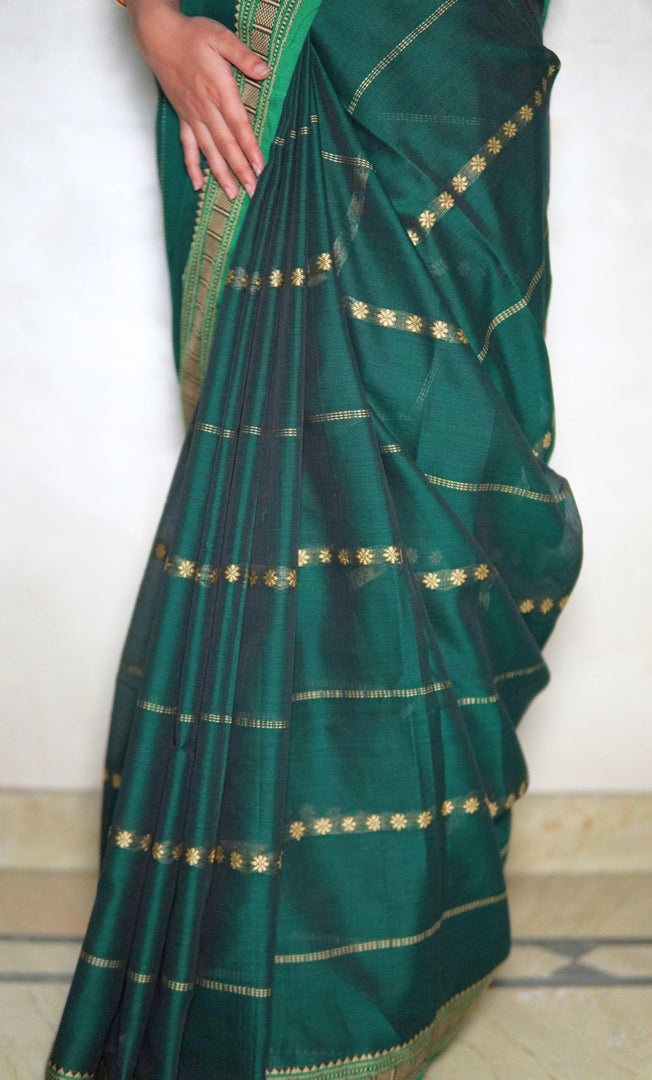 Vezhaambal - വേഴാമ്പൽ (Premium Narayanpet Handloom Pure Cotton)