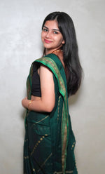 Load image into Gallery viewer, Vezhaambal - വേഴാമ്പൽ (Premium Narayanpet Handloom Pure Cotton)
