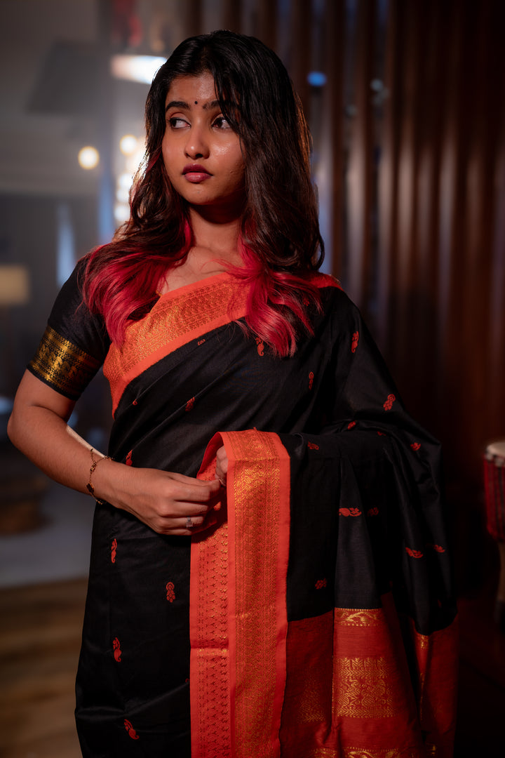 Yaamika - യാമിക (Premium Handloom Gadwal Silk Cotton)