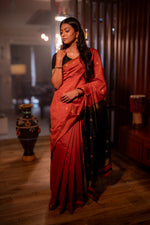 Load image into Gallery viewer, Lavanya - लावण्या (Premium Maheswari Silk Cotton)
