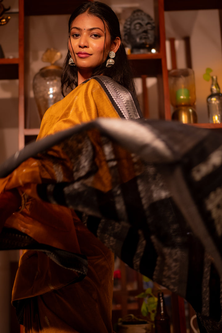 Manjal - மஞ்சல் (Premium Handloom Gadwal Silk Cotton)