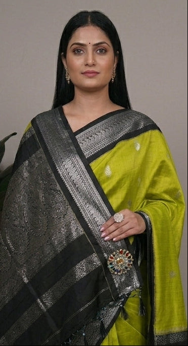 Arabi - അറബി (Rare Colour Combo Handloom Gadwal Silk Cotton)
