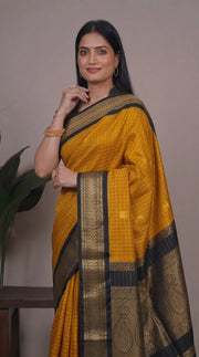 Begada - ಬೇಗಡಾ (Premium Handloom Gadwal Silk Cotton)
