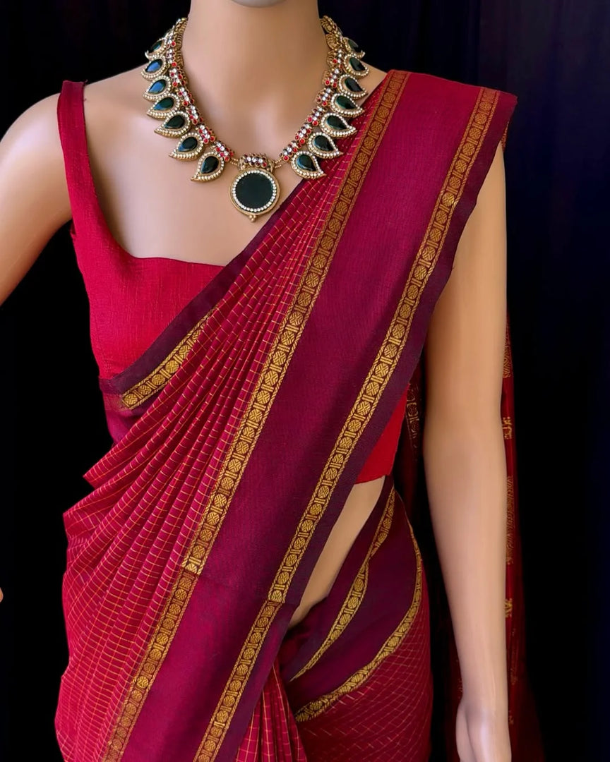 Vardhini - వర్ధిని(Premium Handloom Checked Gadwal Silk Cotton)