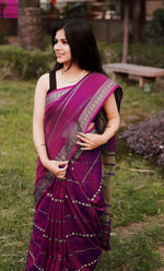 Load image into Gallery viewer, Vezhaambal - വേഴാമ്പൽ (Premium Narayanpet Handloom Pure Cotton)
