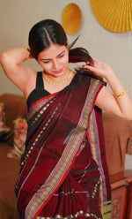 Load image into Gallery viewer, Vezhaambal - വേഴാമ്പൽ (Premium Narayanpet Handloom Pure Cotton)

