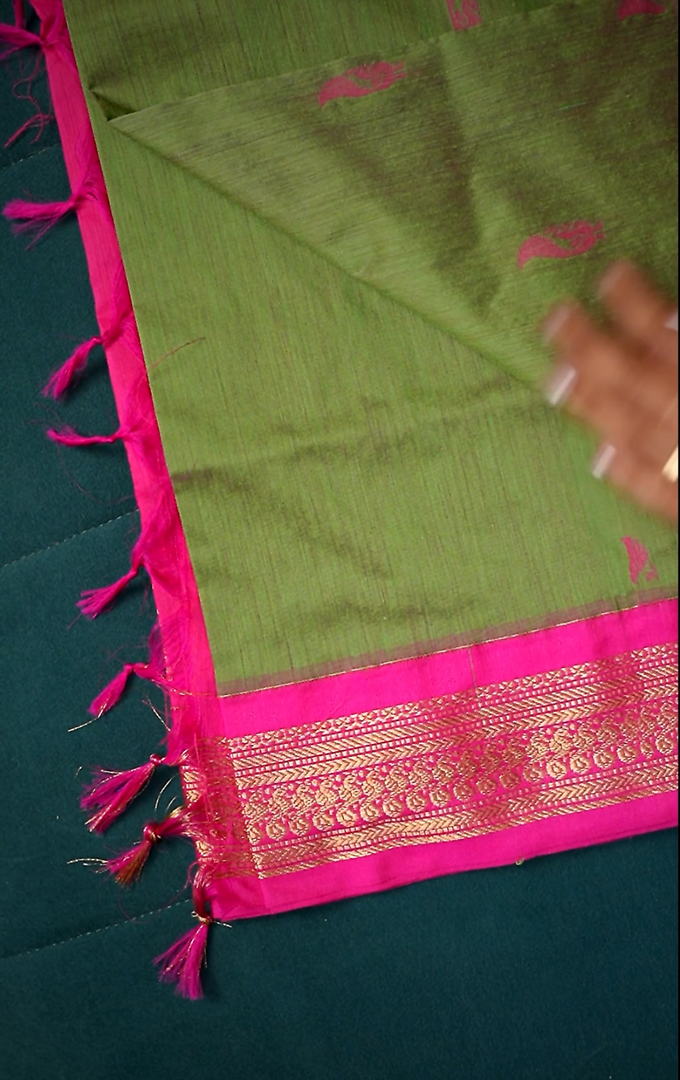 Sundhari - ಸುಂದರಿ (Premium Handloom Gadwal Silk Cotton)