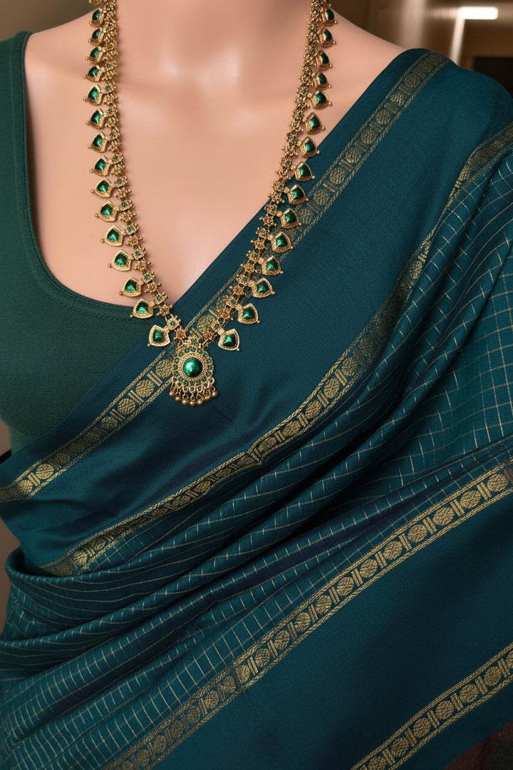 Seetha - സീത(Premium Handloom Checked Gadwal Silk Cotton)