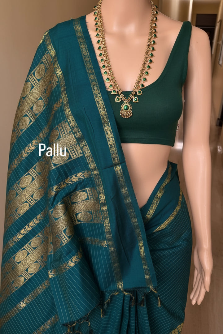 Seetha - സീത(Premium Handloom Checked Gadwal Silk Cotton)