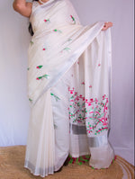 Load image into Gallery viewer, Paccha Killi - പച്ച കിള്ളി (Traditional Onam Kasavu Saree)
