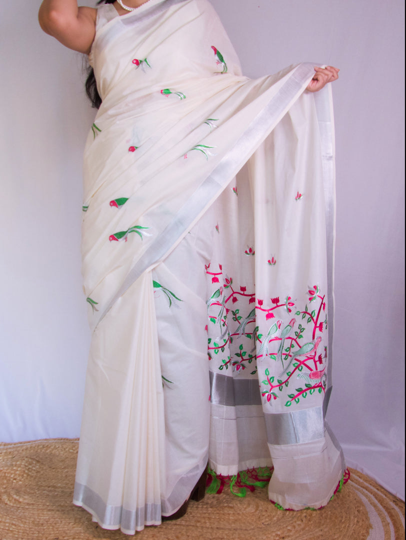 Paccha Killi - പച്ച കിള്ളി (Traditional Onam Kasavu Saree)