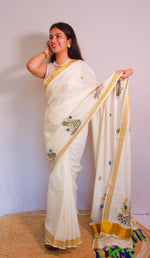 Load image into Gallery viewer, Vada Malli - വാട മല്ലി (Traditional Onam Kasavu Saree)
