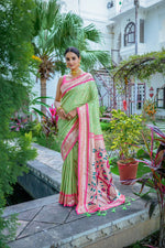 Load image into Gallery viewer, Lady Bird (Premium Quality Silk)
