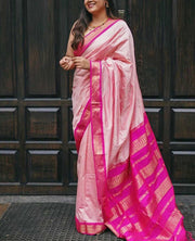 Shiana - ഷിയാന (Premium Handloom Gadwal Silk Cotton)