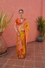 Load image into Gallery viewer, Banarasi Silk Paithani (Premium Quality Soft Silk)