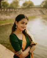 Load image into Gallery viewer, Sumi - सुमी (Premium Narayanpet Handloom Pure Cotton)
