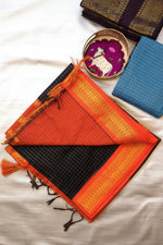Load image into Gallery viewer, Dwijavanti - द्विजवंती (Premium Handloom Checked Gadwal Silk Cotton)