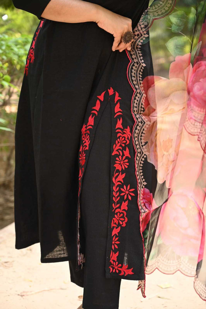 Mila ~ Black Suit Set