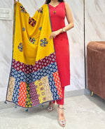 Load image into Gallery viewer, Surbhi ~ Yellow-Magenta Suit Set
