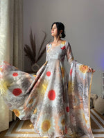 Load image into Gallery viewer, Nikiya ~ Gown Suit Set
