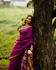 Yadu - यदु (Premium Handloom Gadwal Silk Cotton)