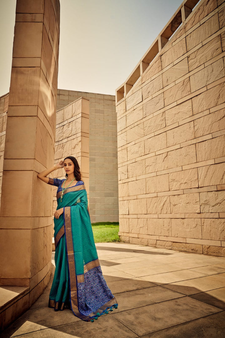 Kavyam (Premium Khadi Silk)