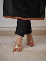 Load image into Gallery viewer, Janu ~ Kurit Set
