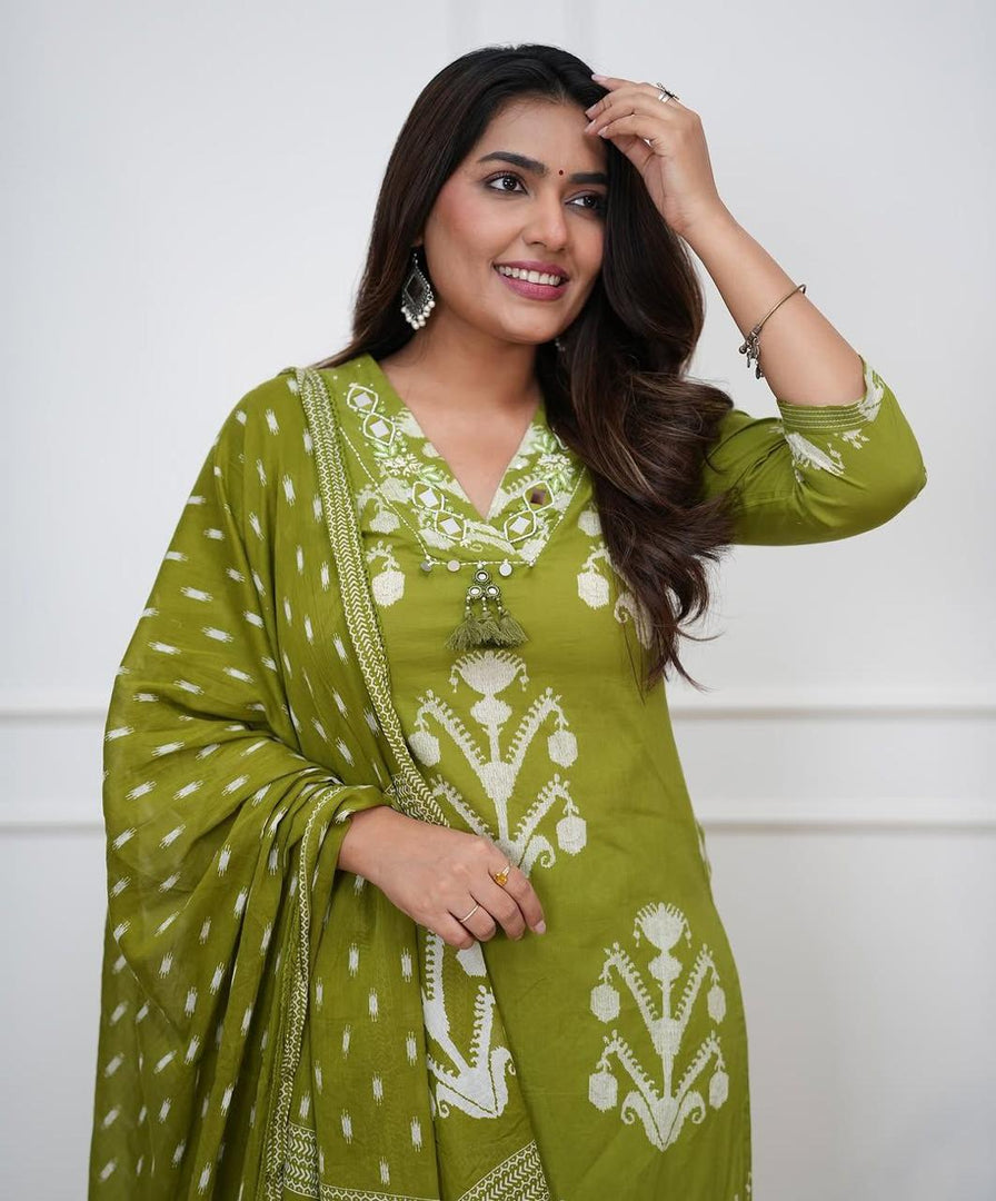Chamki ~ Kurti Set