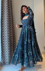 Load image into Gallery viewer, Indigo (Elegant faux georgette with dupatta set)