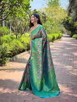 Load image into Gallery viewer, Anushka (Premium Kanchipuram Silk)
