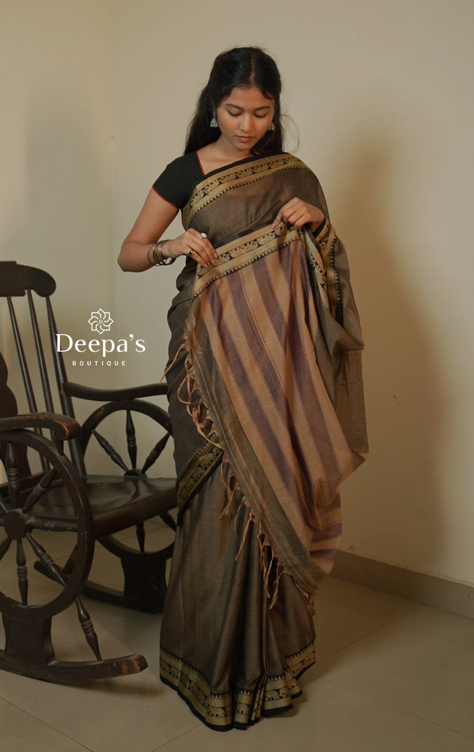 Kumari - കുമാരി (Premium Narayanpet Handloom Pure Cotton)