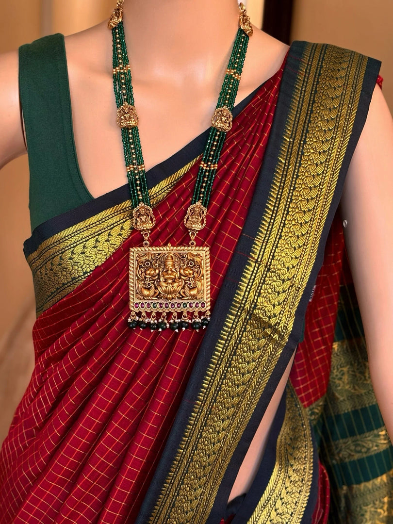 Kamakshi - காமாக்ஷி(Premium Handloom Checked Gadwal Silk Cotton)